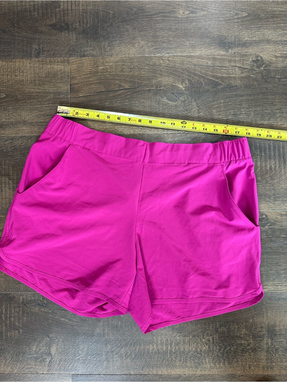 Columbia Women Magenta Performance Shorts Sx XL Omni-Shield Quick Dry Althletic - Picture 2 of 8